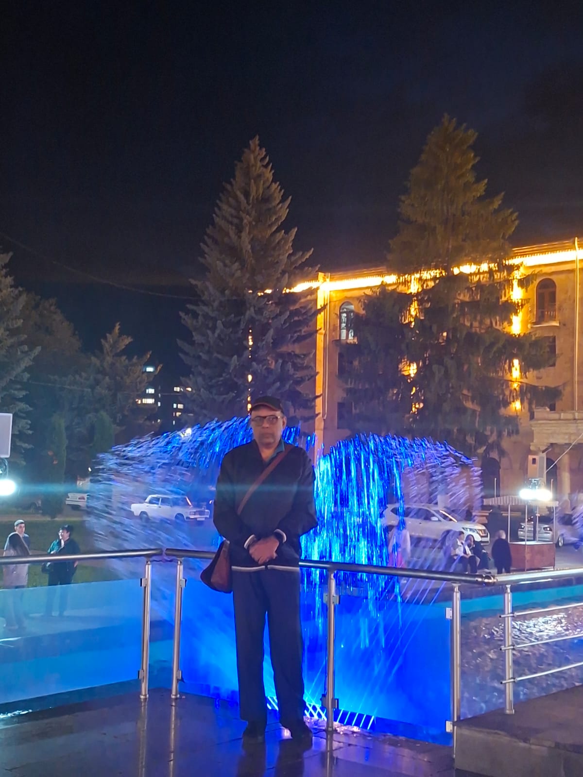 Evening stroll along the streets of Vanadzor under cozy streetlights