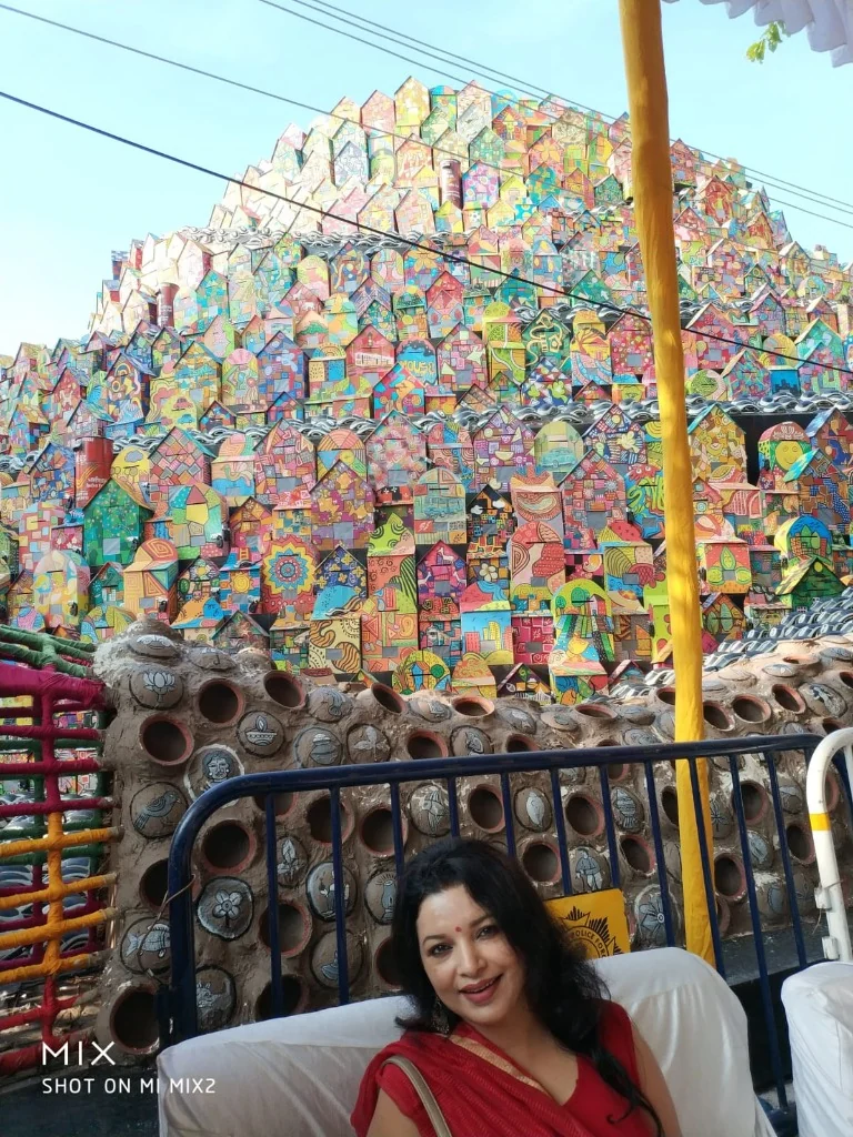 Vintage Post Box Pandal Kolkata