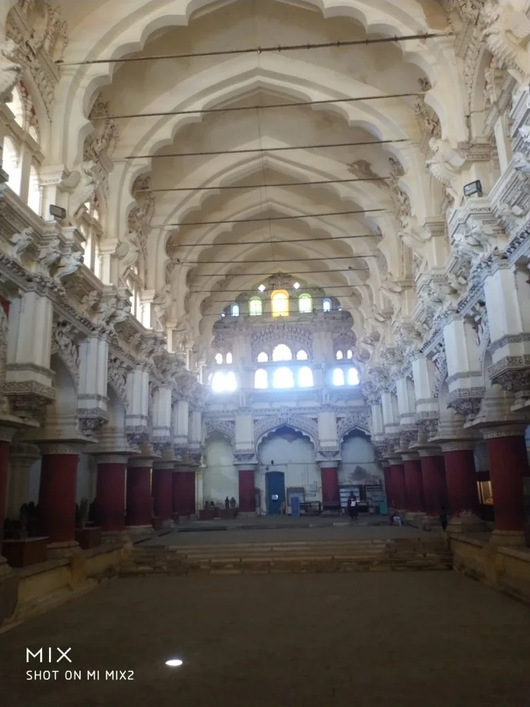 Grand arched interior hall of Thirumalai Nayakkar Mahal